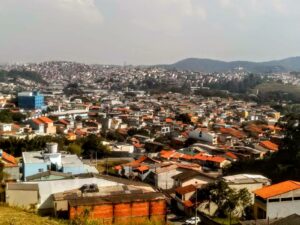 Parque Continental, em Guarulhos, tem impasse sobre moradias desde 1980
