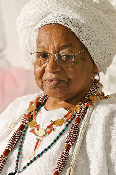 Mãe Sylvia de Oxalá