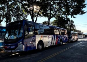 O desafio de quem depende do ônibus intermunicipal em Guarulhos