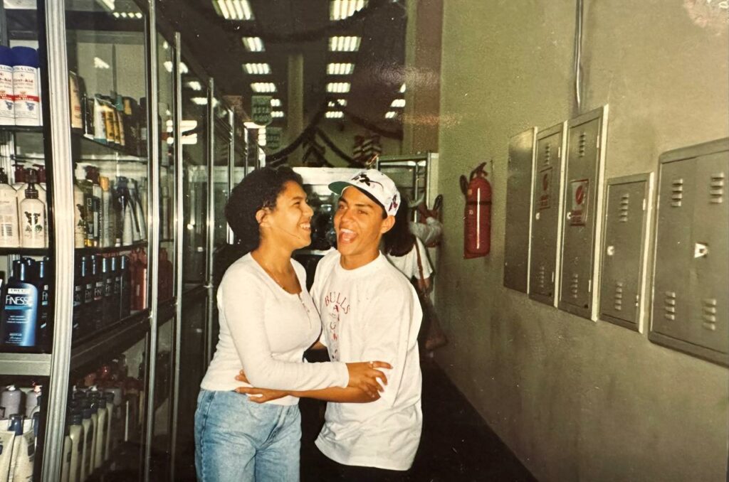 Início do namoro de Aleksandro e Brendeli 