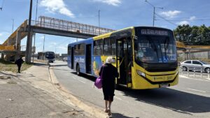 Após determinação do prefeito Lucas Sanches (PL) parte da frota municipal teve renovação das cores, sendo azul e amarelo