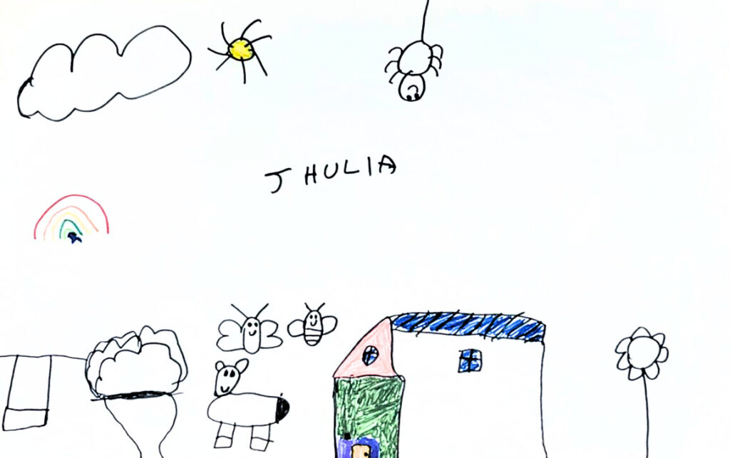 Jhulia registrou o espaço de brincar dentro da creche, lugar onde o território parece mais leve.