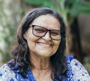 Maria Vilani, escritora do Grajaú, lança livro sobre memória e resistência de mulheres na Feira do Livro